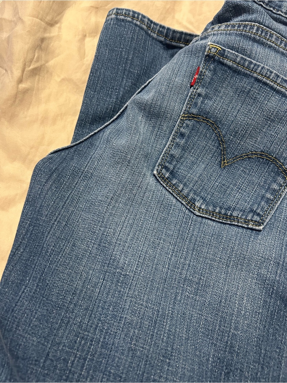 LEVI’S Mid Rise 553 and Boot Jeans - Blue Denim short - Picture 2 of 8